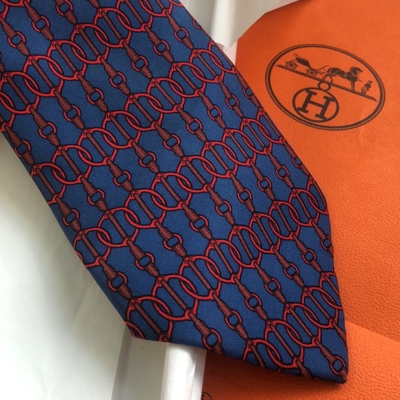 Hermès like new tie - Picture 9 of 15